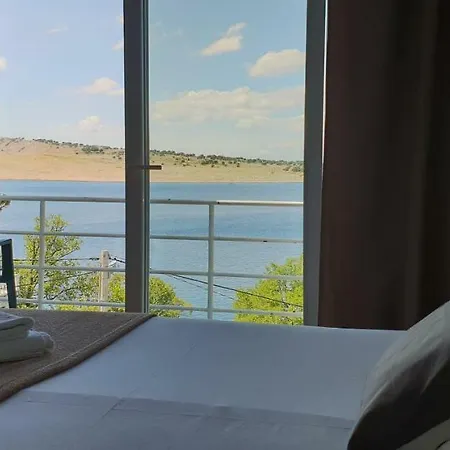 Lucija Gostinjska kuća 4*