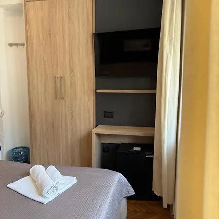 Guest house Lucija 4*